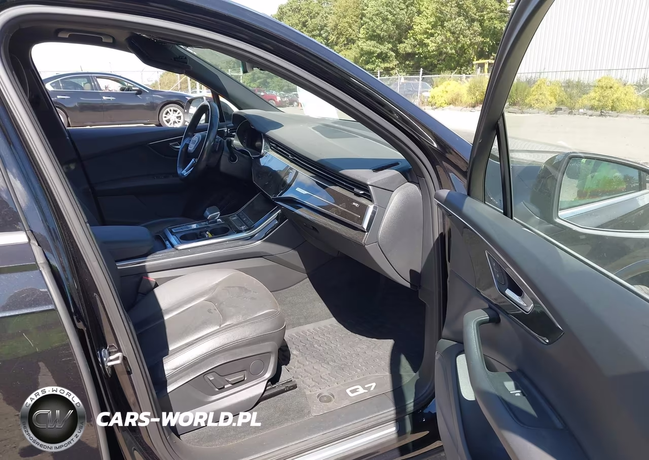 2021 Audi Q7 Premium VIN:WA1AXAF75MD017010 - 5