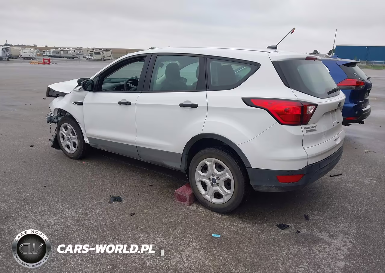 2019 Ford Escape S VIN:1FMCU0F70KUB59839 - 3
