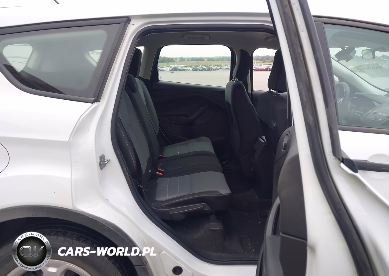 2019 Ford Escape S VIN:1FMCU0F70KUB59839 - 8