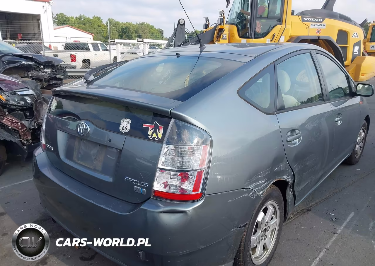 2004 Toyota Prius VIN:JTDKB20U840110950 - 4