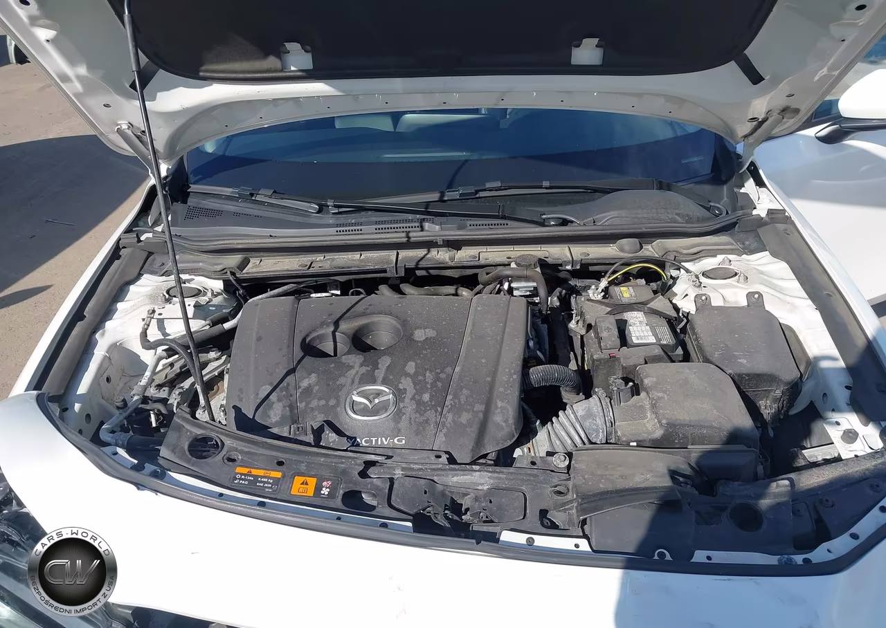 2019 Mazda Mazda3 Select Package VIN:JM1BPACL2K1110724 - 10