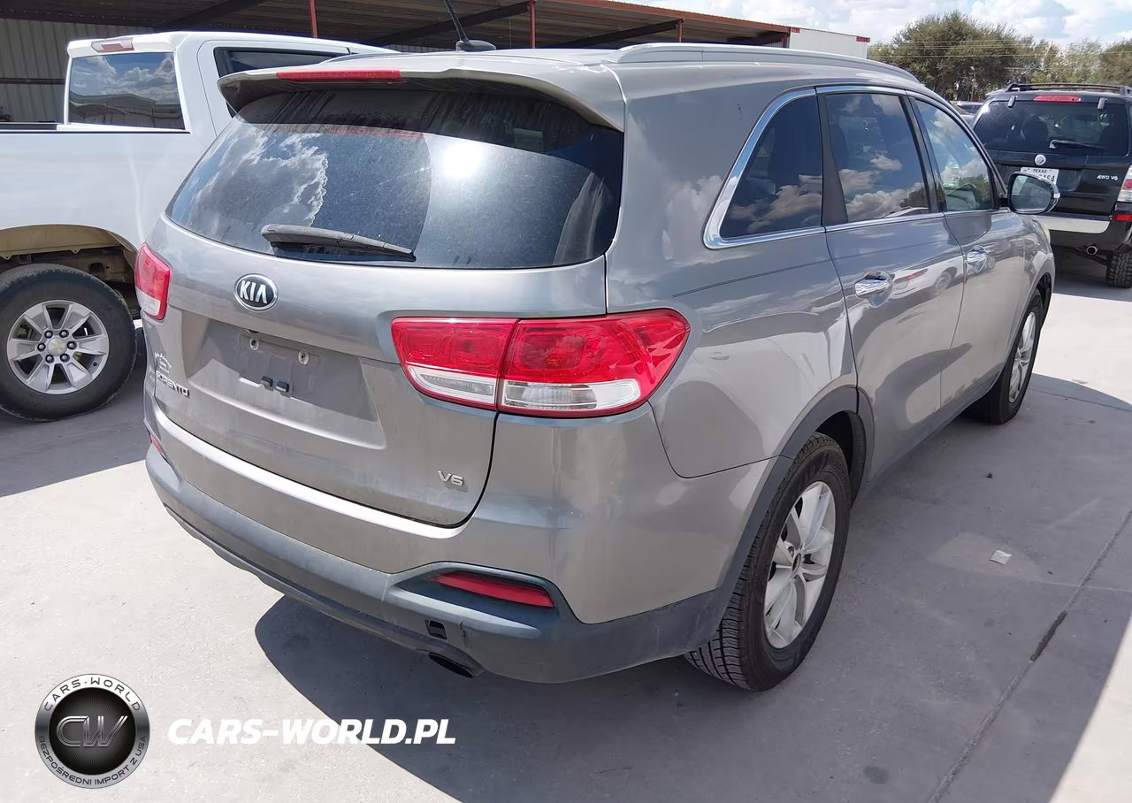 2017 Kia Sorento 3.3L Lx VIN:5XYPG4A56HG207297 - 4