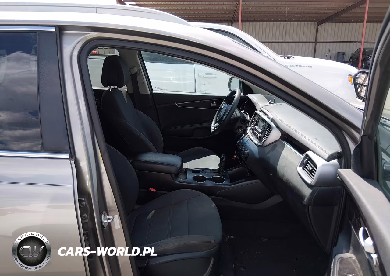 2017 Kia Sorento 3.3L Lx VIN:5XYPG4A56HG207297 - 5