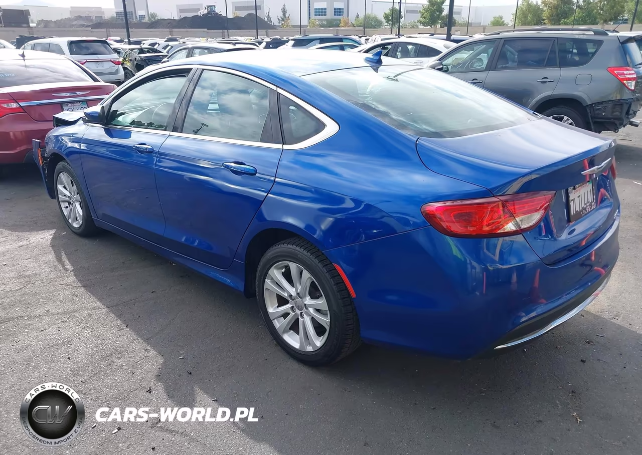 2015 Chrysler 200 Limited VIN:1C3CCCABXFN696551 - 3