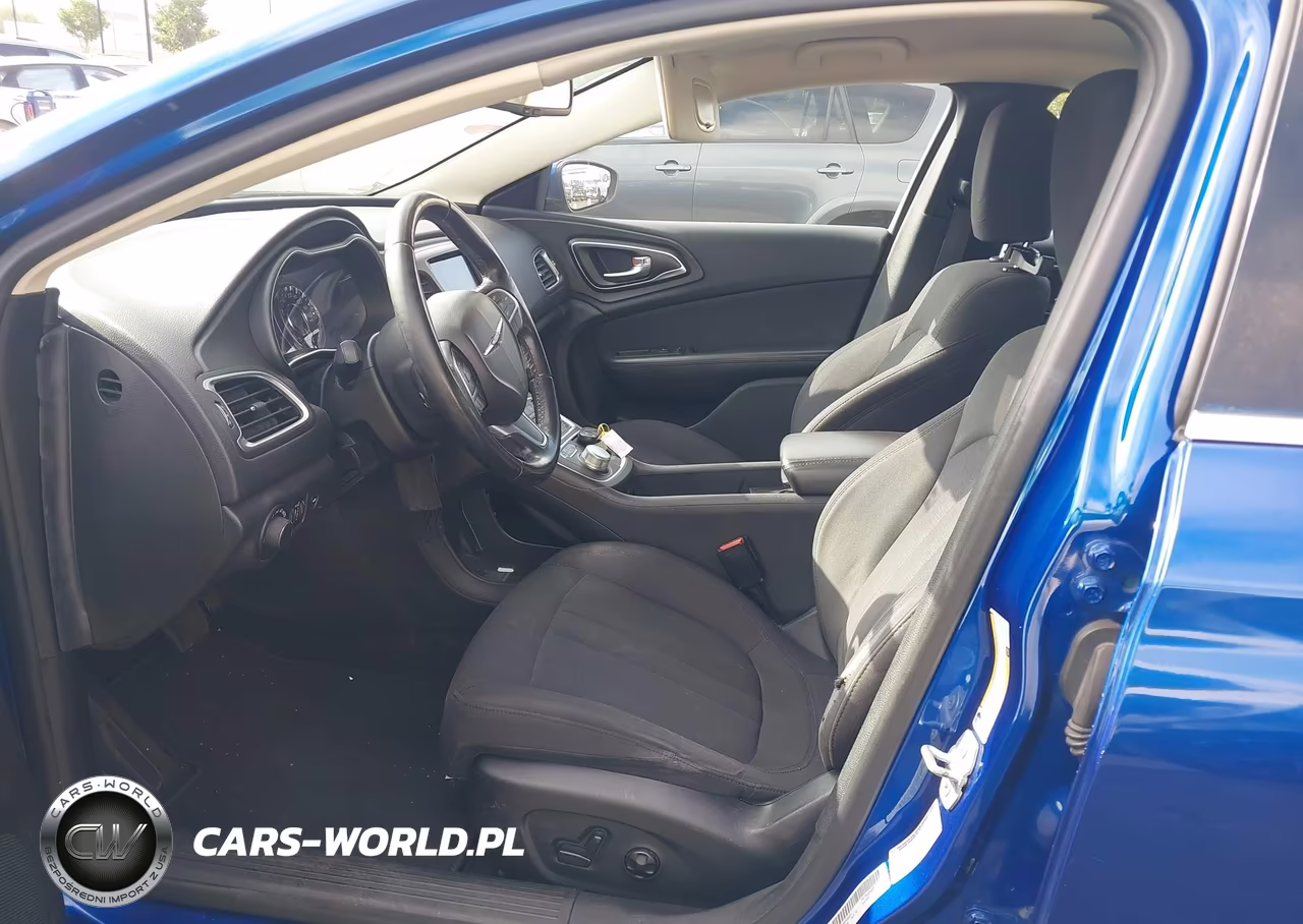 2015 Chrysler 200 Limited VIN:1C3CCCABXFN696551 - 5