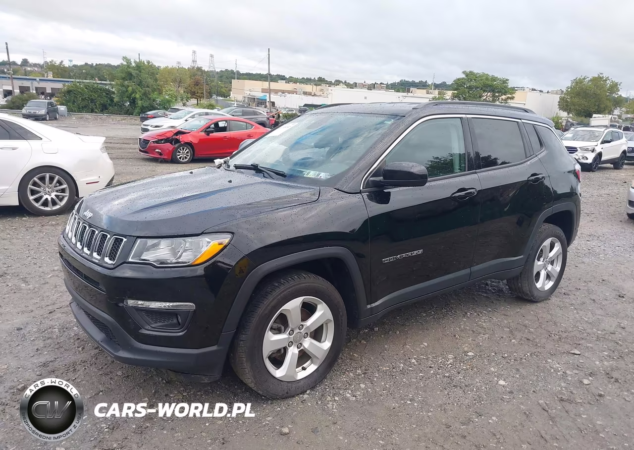2019 Jeep Compass Latitude 4X4 VIN:3C4NJDBB0KT829164 - 2