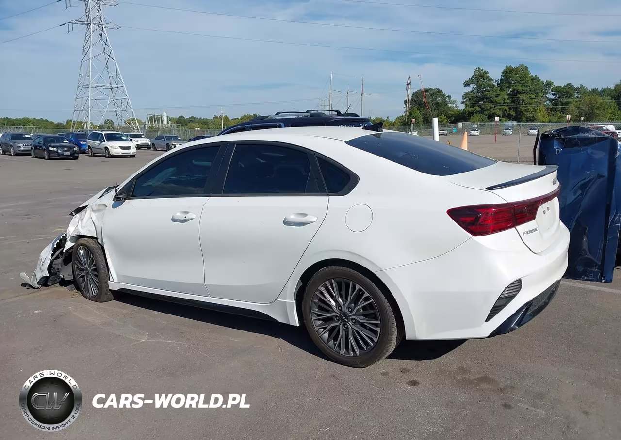 2022 Kia Forte Gt-Line VIN:3KPF54AD3NE455668 - 15