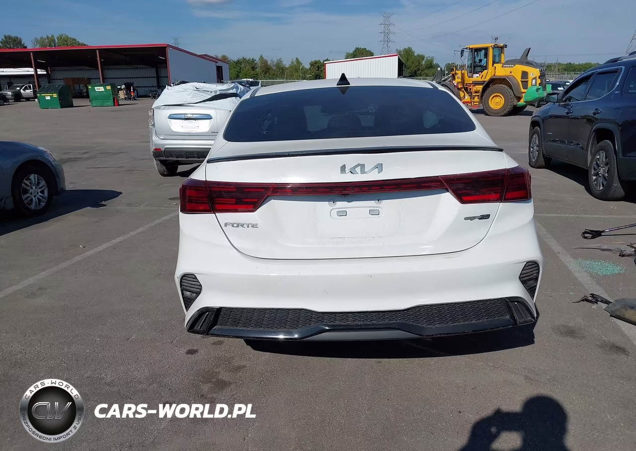 2022 Kia Forte Gt-Line VIN:3KPF54AD3NE455668 - 17