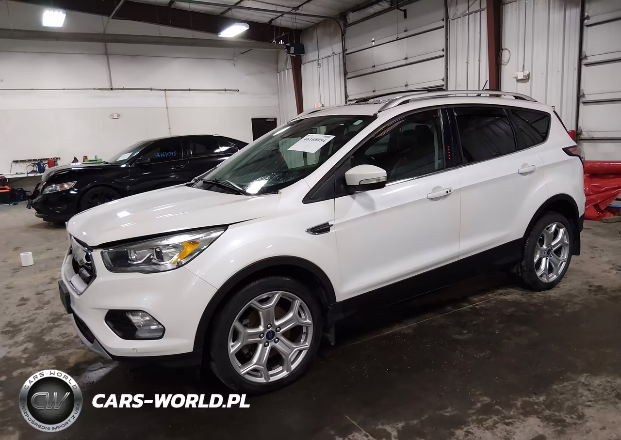 2018 Ford Escape Titanium VIN:1FMCU9J90JUA27076 - 2