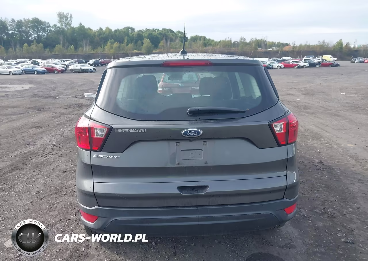2019 Ford Escape S VIN:1FMCU0F71KUC43880 - 16