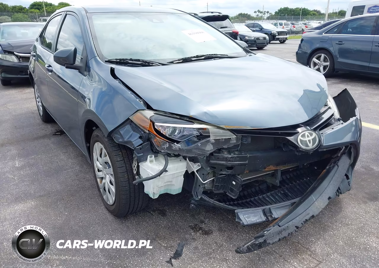 2017 Toyota Corolla Le VIN:2T1BURHE0HC812496 - 6