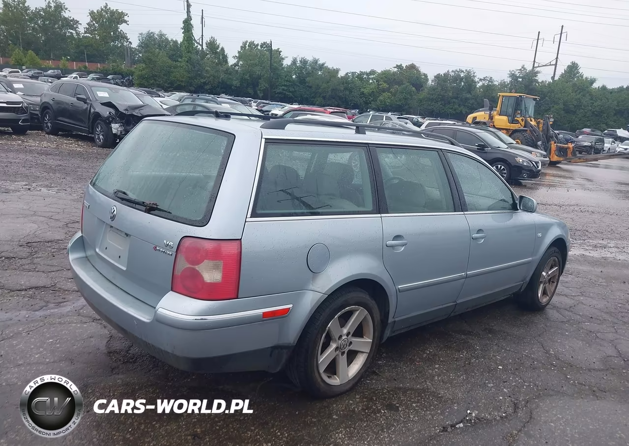 2004 Volkswagen Passat Glx VIN:WVWYH63B74E136064 - 4