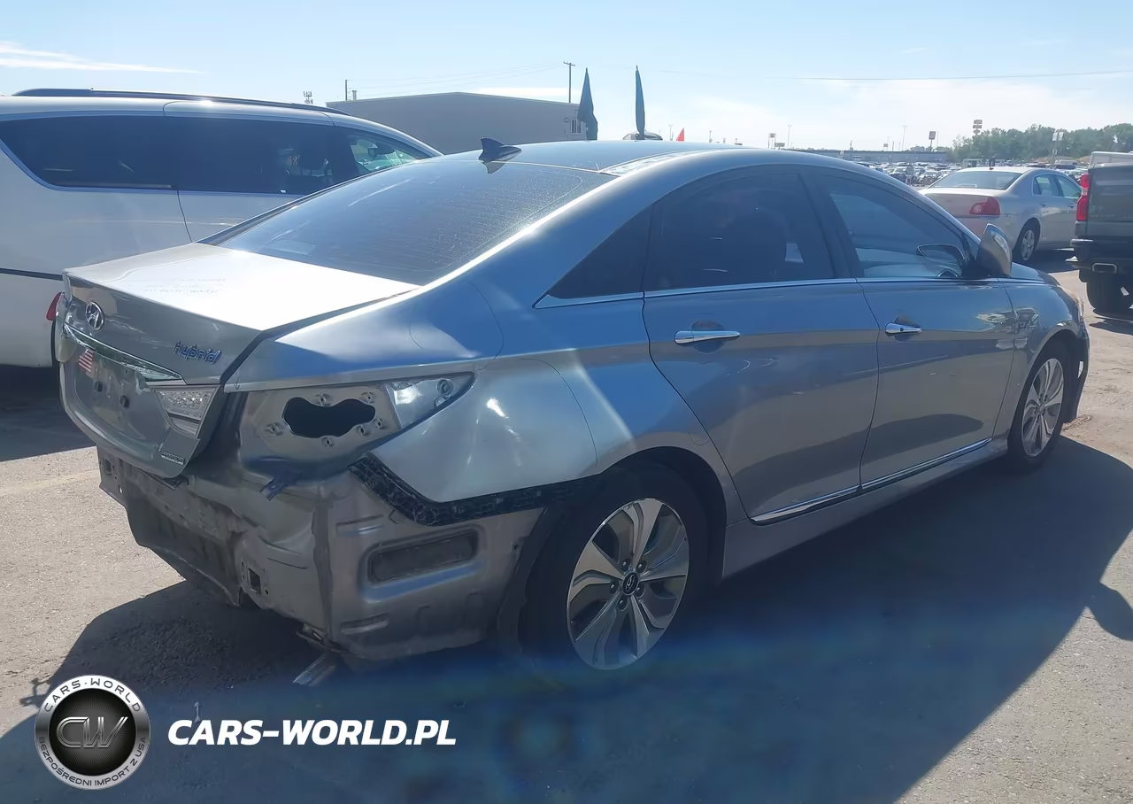 2014 Hyundai Sonata Hybrid Limited VIN:KMHEC4A45EA112117 - 4
