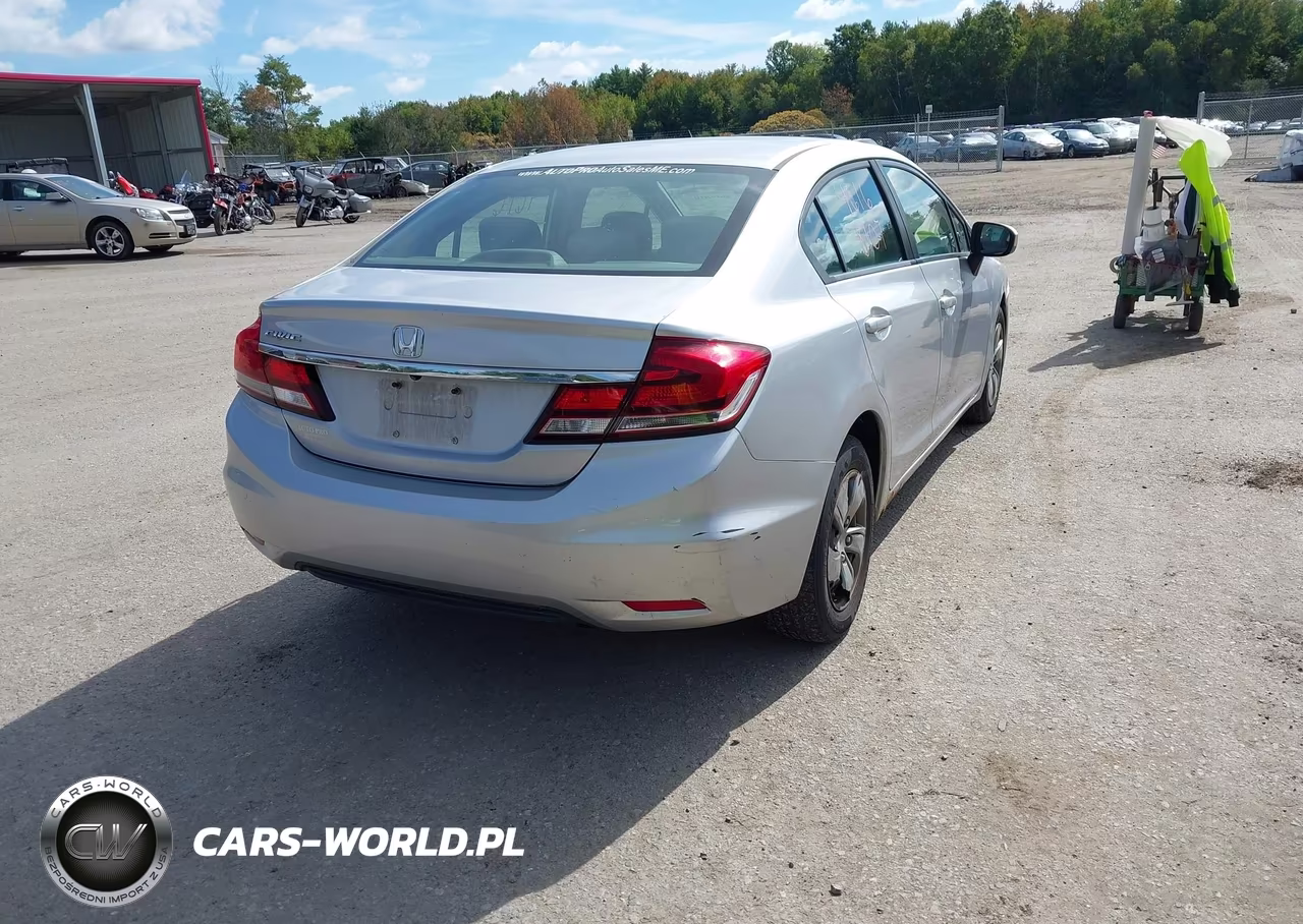 2015 Honda Civic Lx VIN:19XFB2F50FE044132 - 4