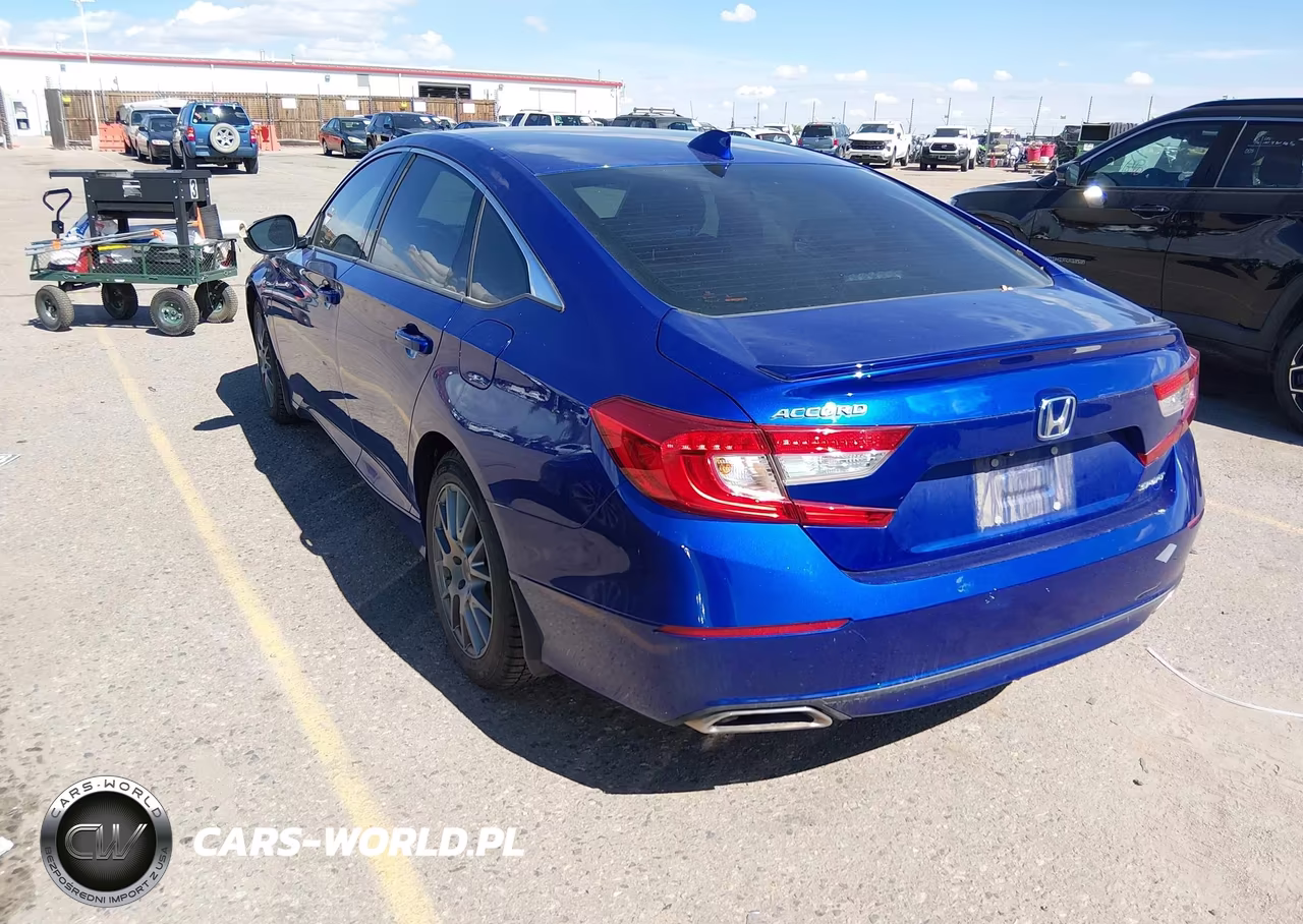 2018 Honda Accord Sport VIN:1HGCV1F35JA014933 - 3