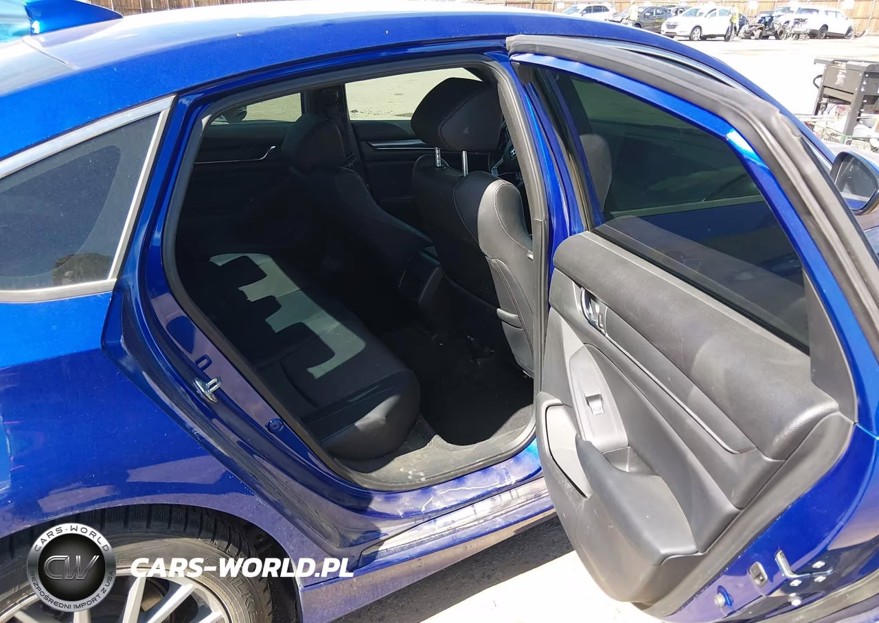 2018 Honda Accord Sport VIN:1HGCV1F35JA014933 - 8