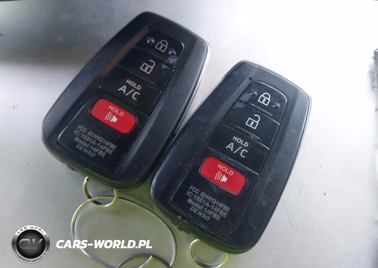 2020 Toyota Prius Prime Le VIN:JTDKARFP8L3161357 - 11