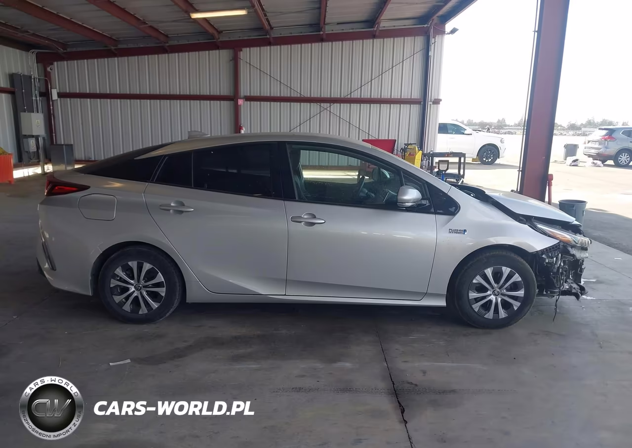 2020 Toyota Prius Prime Le VIN:JTDKARFP8L3161357 - 14
