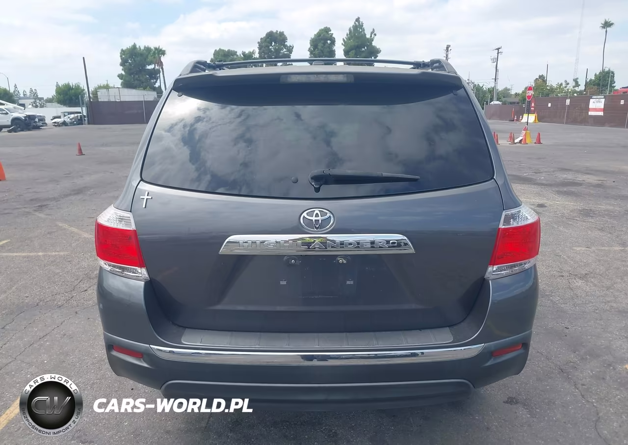 2011 Toyota Highlander Base V6 VIN:5TDZK3EH8BS044894 - 16