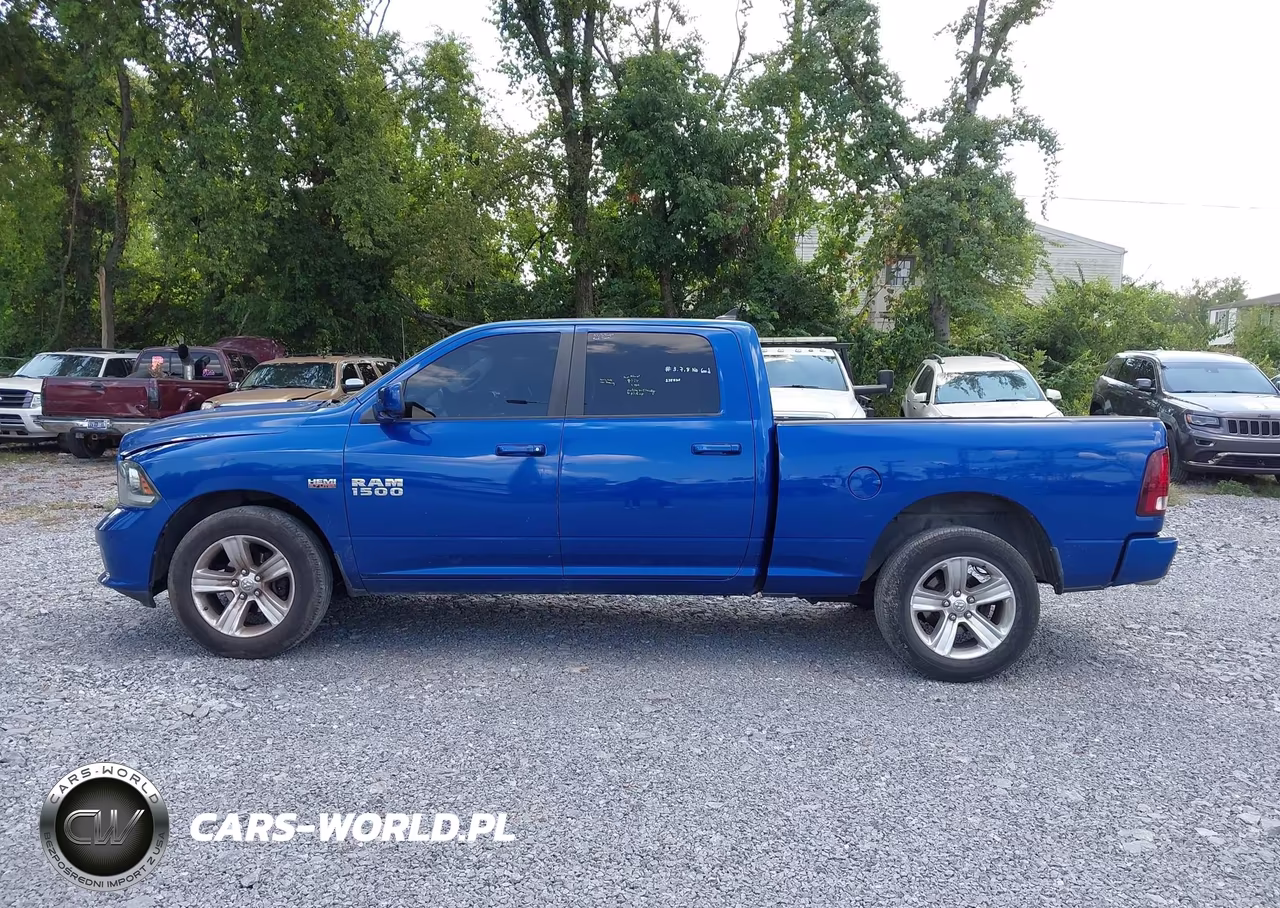 2016 Ram 1500 Sport VIN:1C6RR7UT8GS196964 - 15