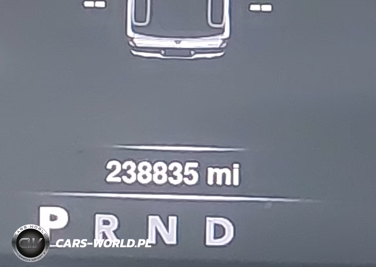2016 Ram 1500 Sport VIN:1C6RR7UT8GS196964 - 16