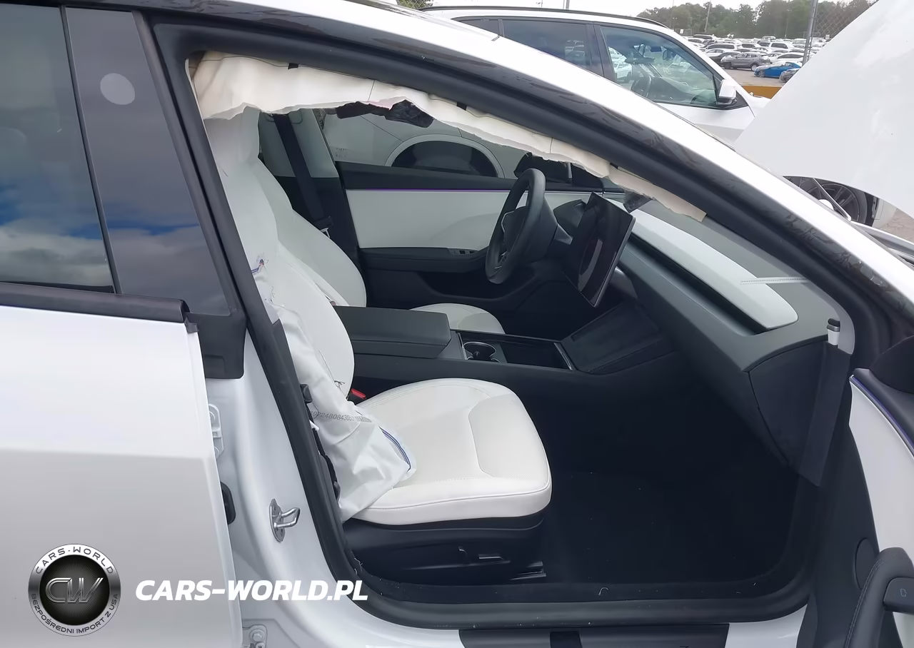 2025 Tesla Model 3 Long Range All-Wheel Drive VIN:5YJ3E1EB4SF932625 - 5