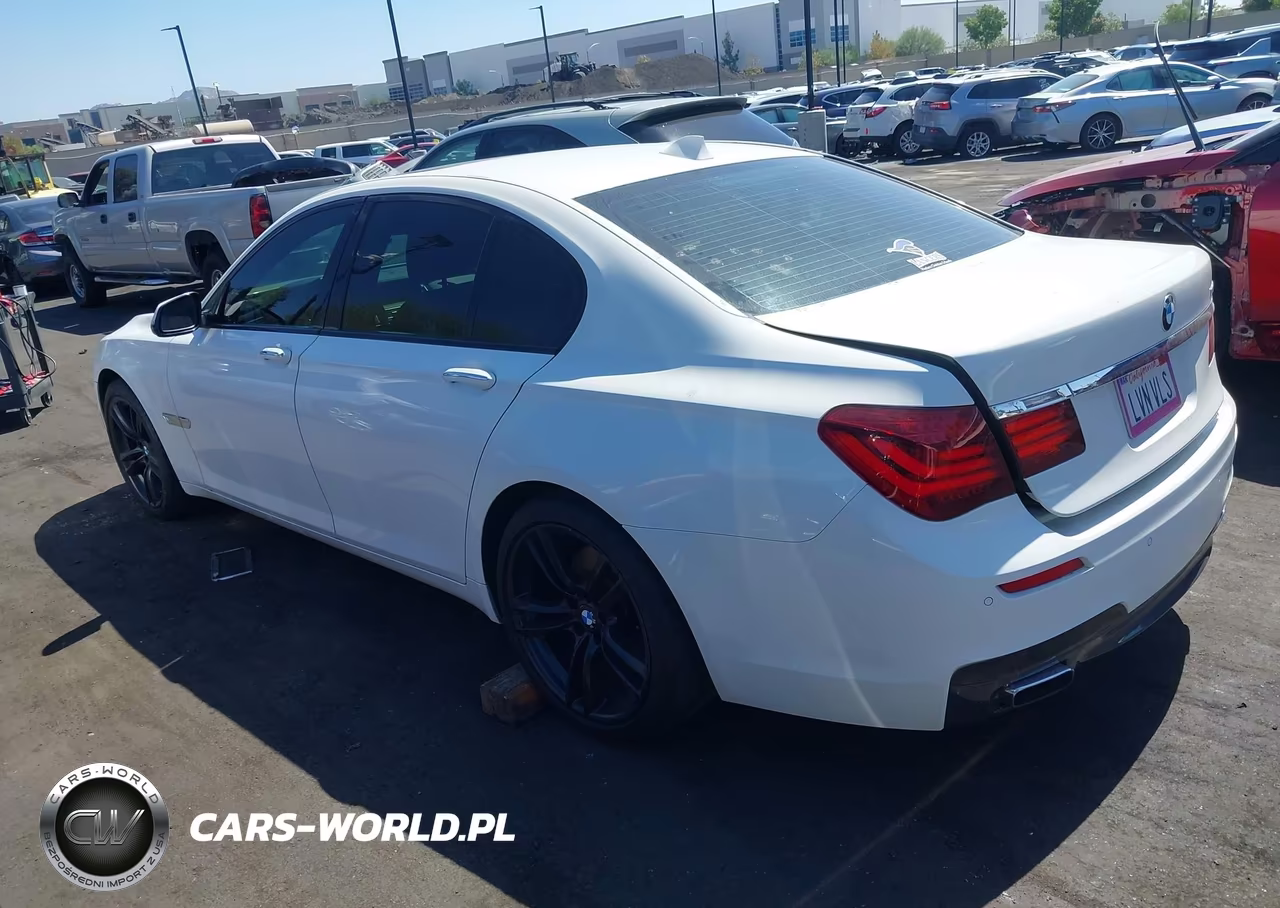 2013 BMW 740I VIN:WBAYA6C51DC995139 - 3