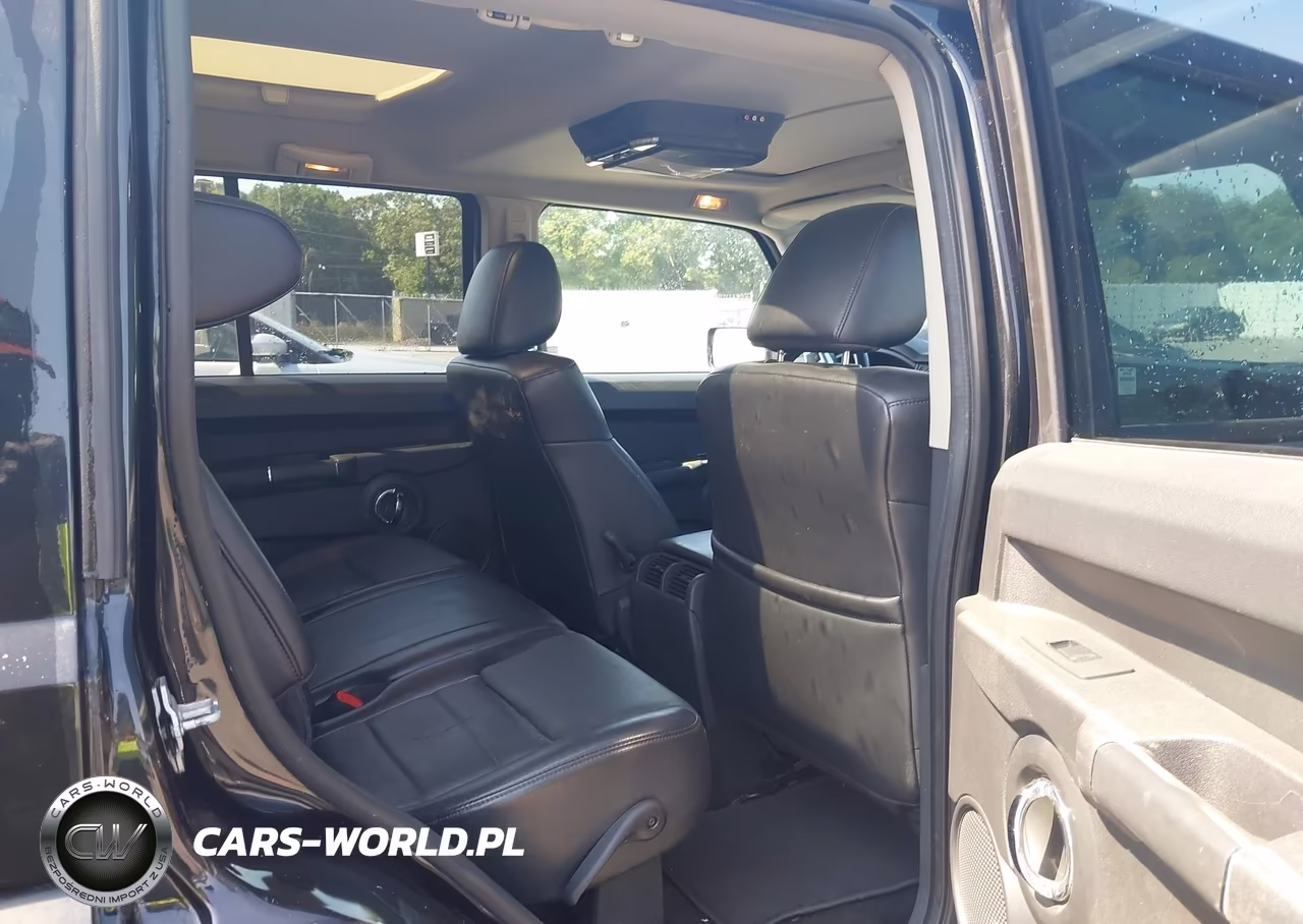 2010 Jeep Commander Sport VIN:1J4RG4GKXAC158731 - 8