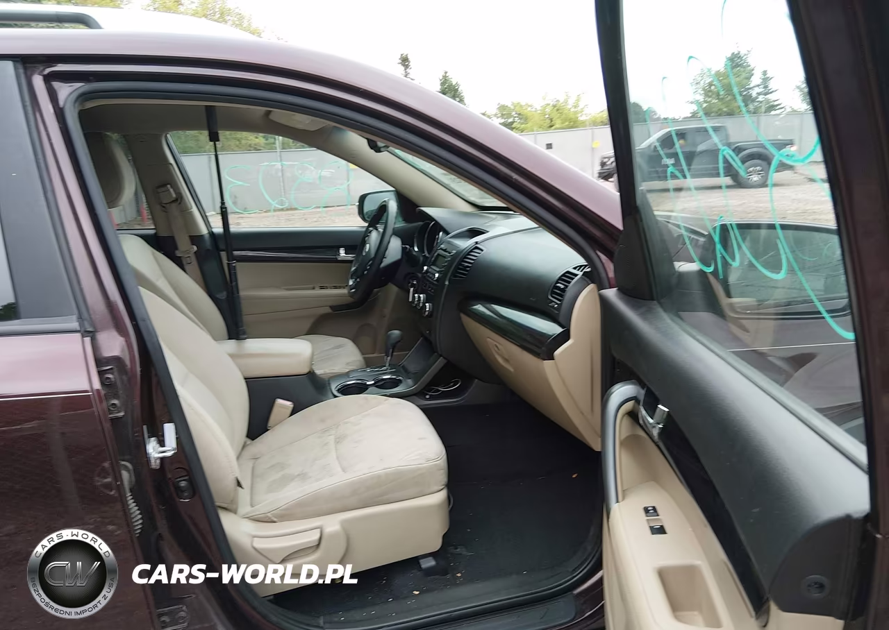 2012 Kia Sorento Lx VIN:5XYKT4A67CG284770 - 5