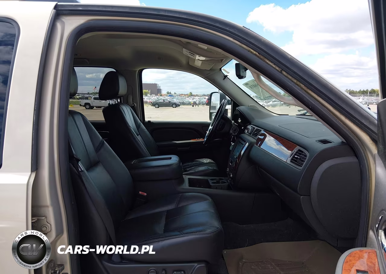 2009 Chevrolet Suburban 1500 Lt2 VIN:1GNFK26309R196247 - 5