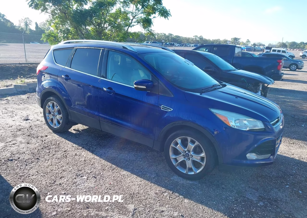 2014 Ford Escape Titanium – zdjęcie 1 z 11