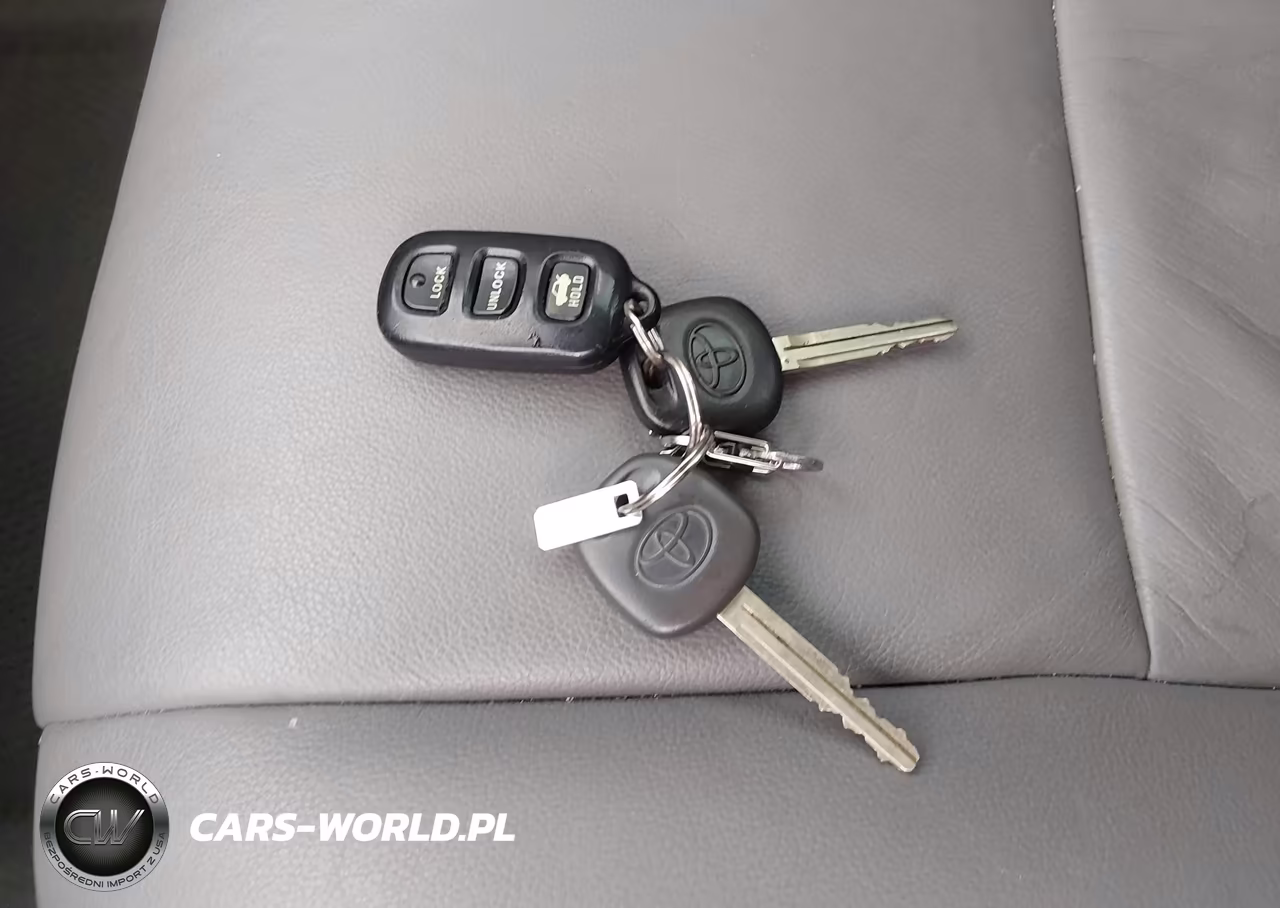 2004 Toyota Camry Xle V6 VIN:4T1BF32K84U066099 - 11