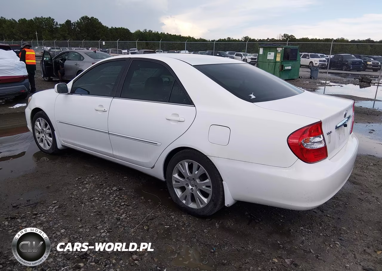 2004 Toyota Camry Xle V6 VIN:4T1BF32K84U066099 - 3