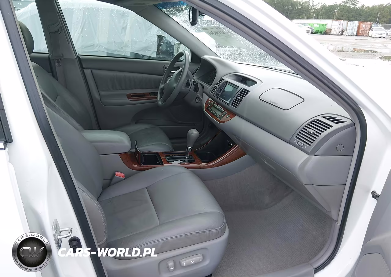 2004 Toyota Camry Xle V6 VIN:4T1BF32K84U066099 - 5