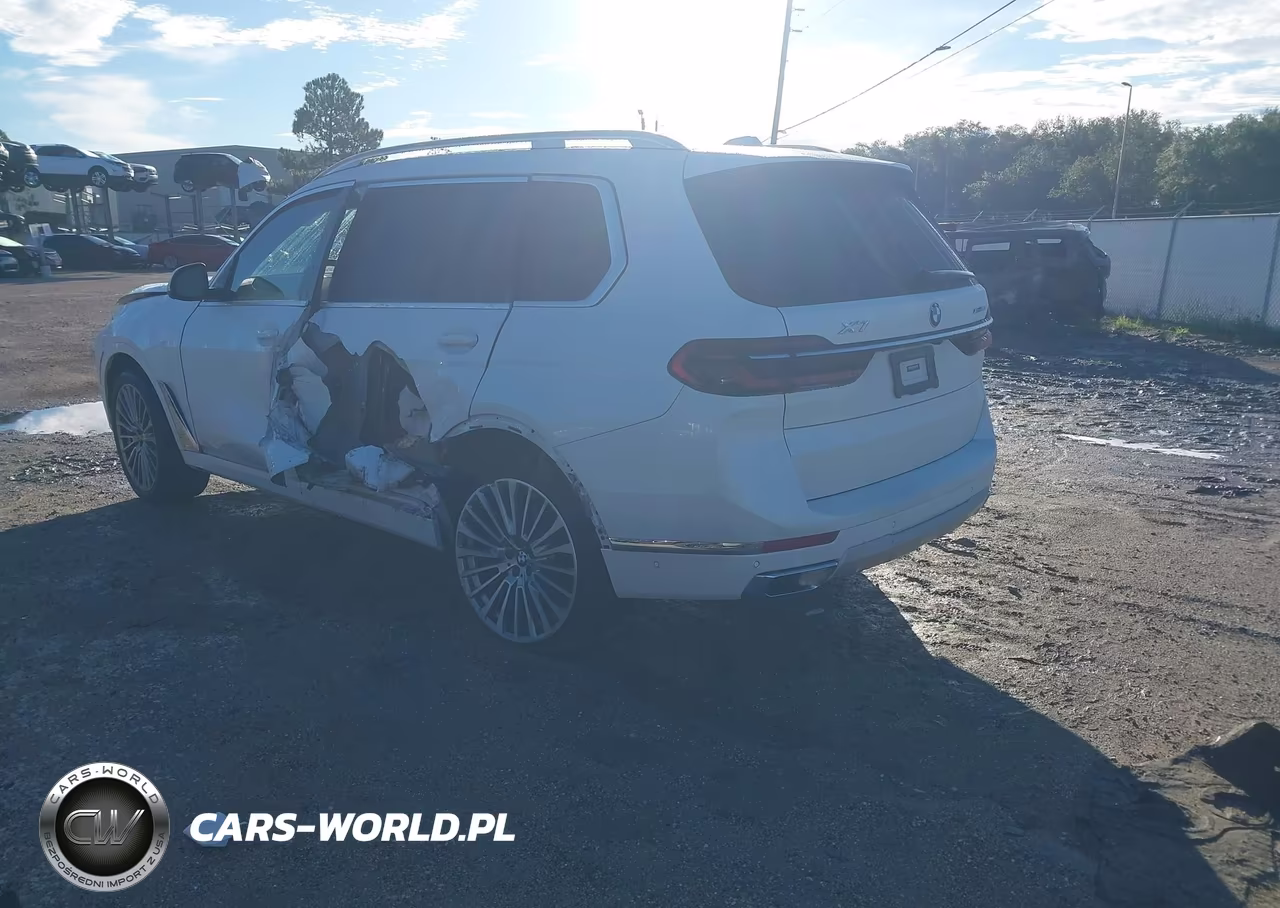 2023 BMW X7 xDrive40I VIN:5UX23EM00P9P64457 - 3