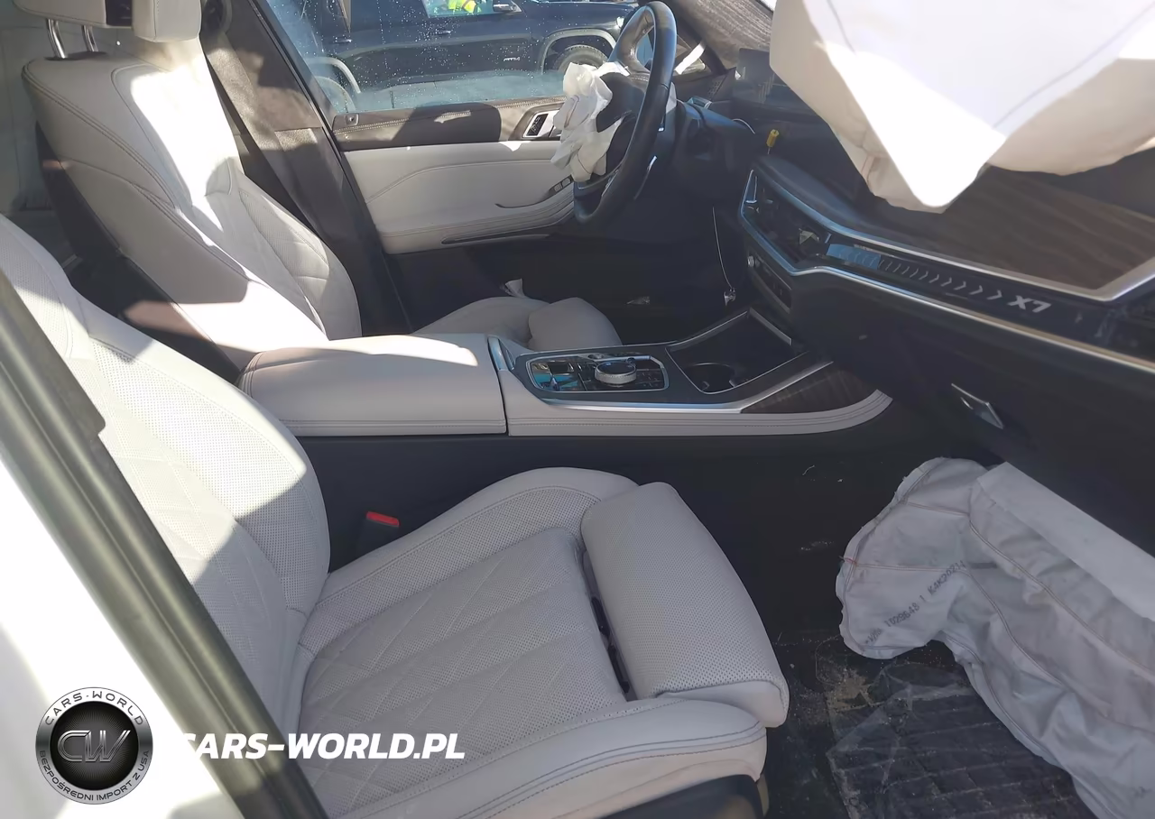 2023 BMW X7 xDrive40I VIN:5UX23EM00P9P64457 - 5