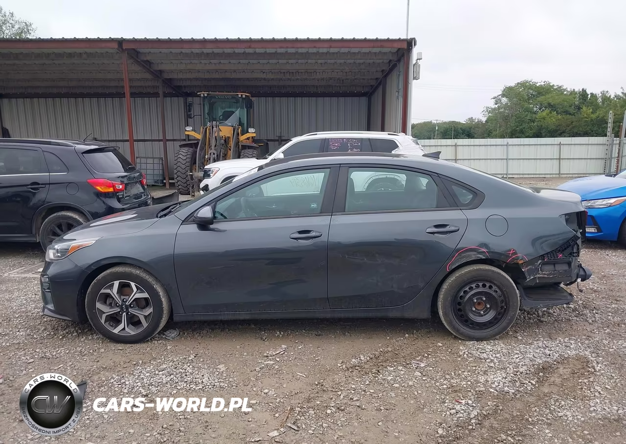2021 Kia Forte Lxs VIN:3KPF24AD3ME415033 - 15