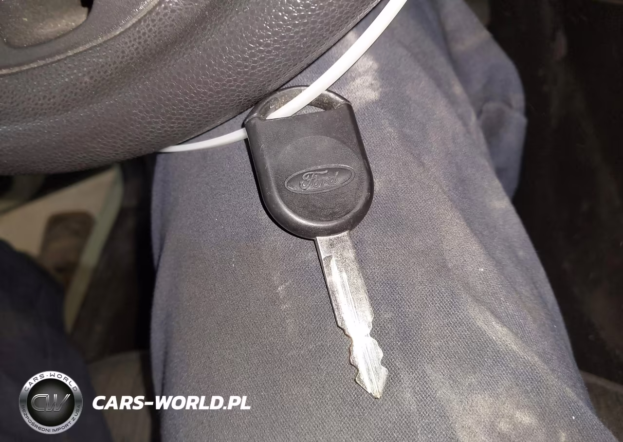 2010 Ford Focus Se VIN:1FAHP3FN8AW120183 - 11