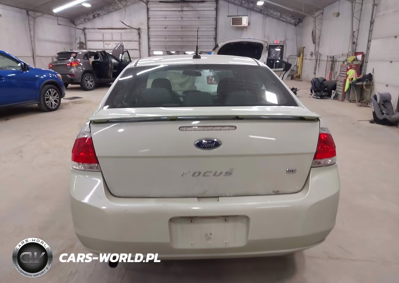 2010 Ford Focus Se VIN:1FAHP3FN8AW120183 - 16
