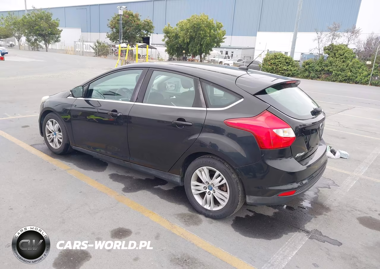 2012 Ford Focus Sel VIN:1FAHP3M25CL295696 - 3