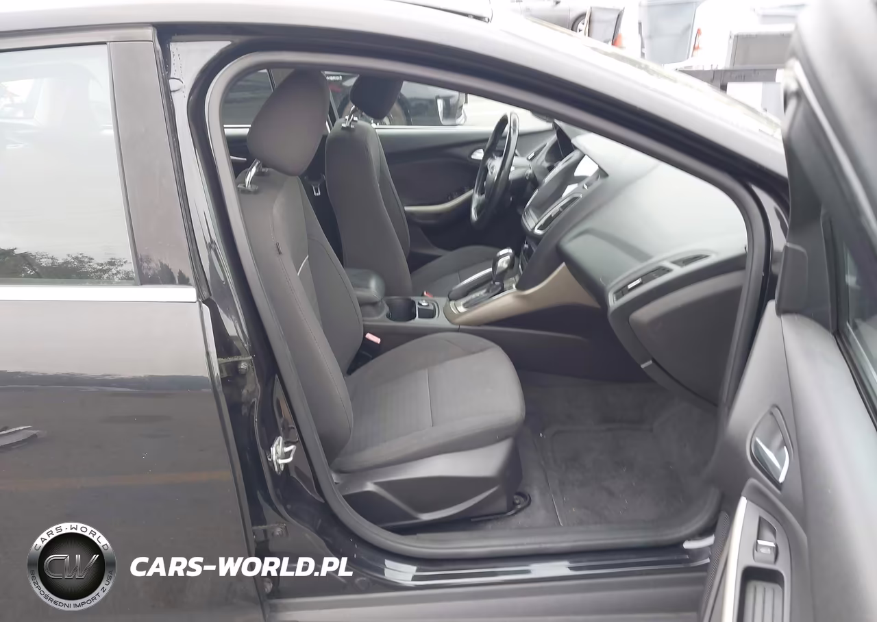 2012 Ford Focus Sel VIN:1FAHP3M25CL295696 - 5