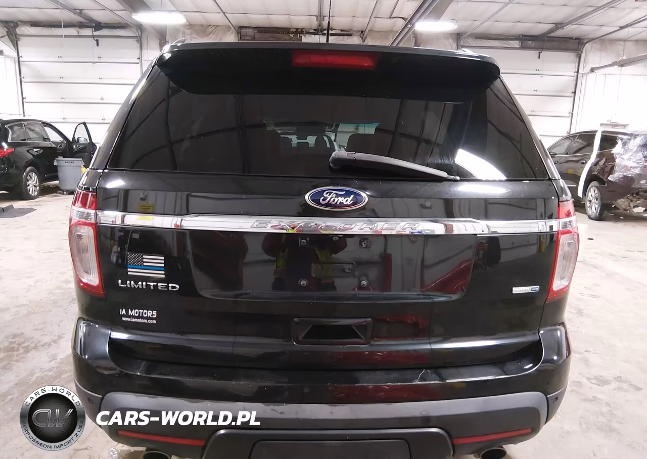 2015 Ford Explorer Limited VIN:1FM5K8F80FGC63824 - 17