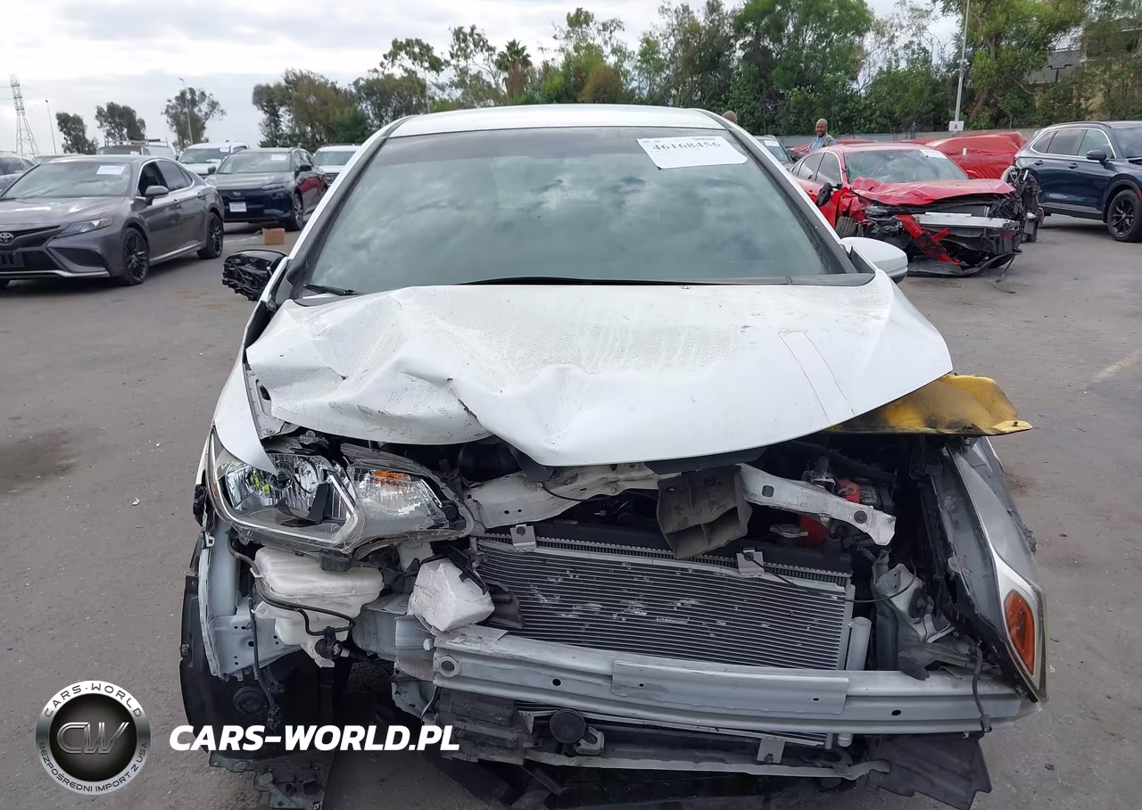 2016 Honda Fit Lx VIN:JHMGK5H55GX011419 - 13
