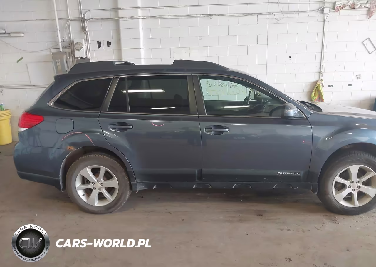 2014 Subaru Outback 2.5I Premium VIN:4S4BRCCC9E3286325 - 13