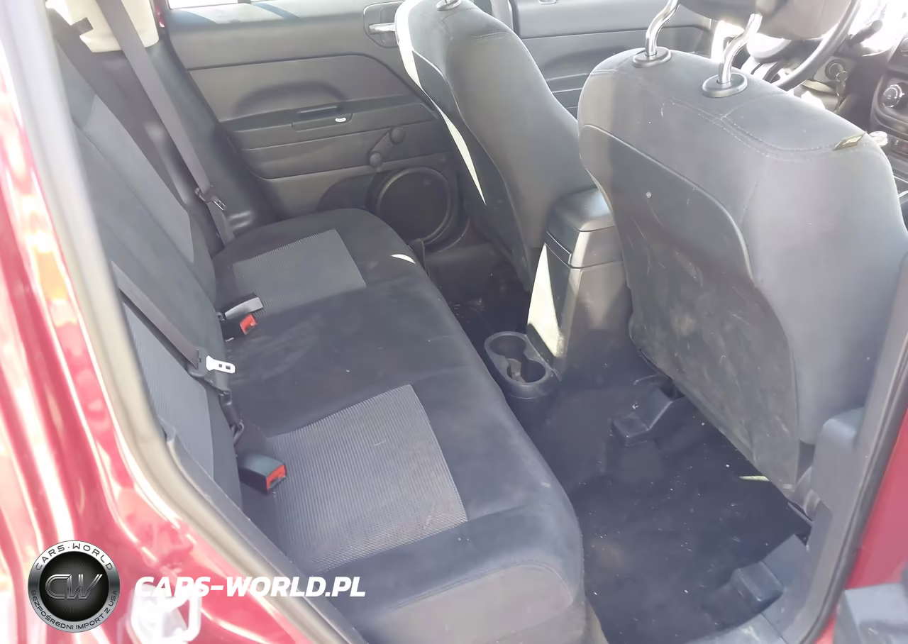 2015 Jeep Patriot Altitude Edition VIN:1C4NJPBA5FD389771 - 8