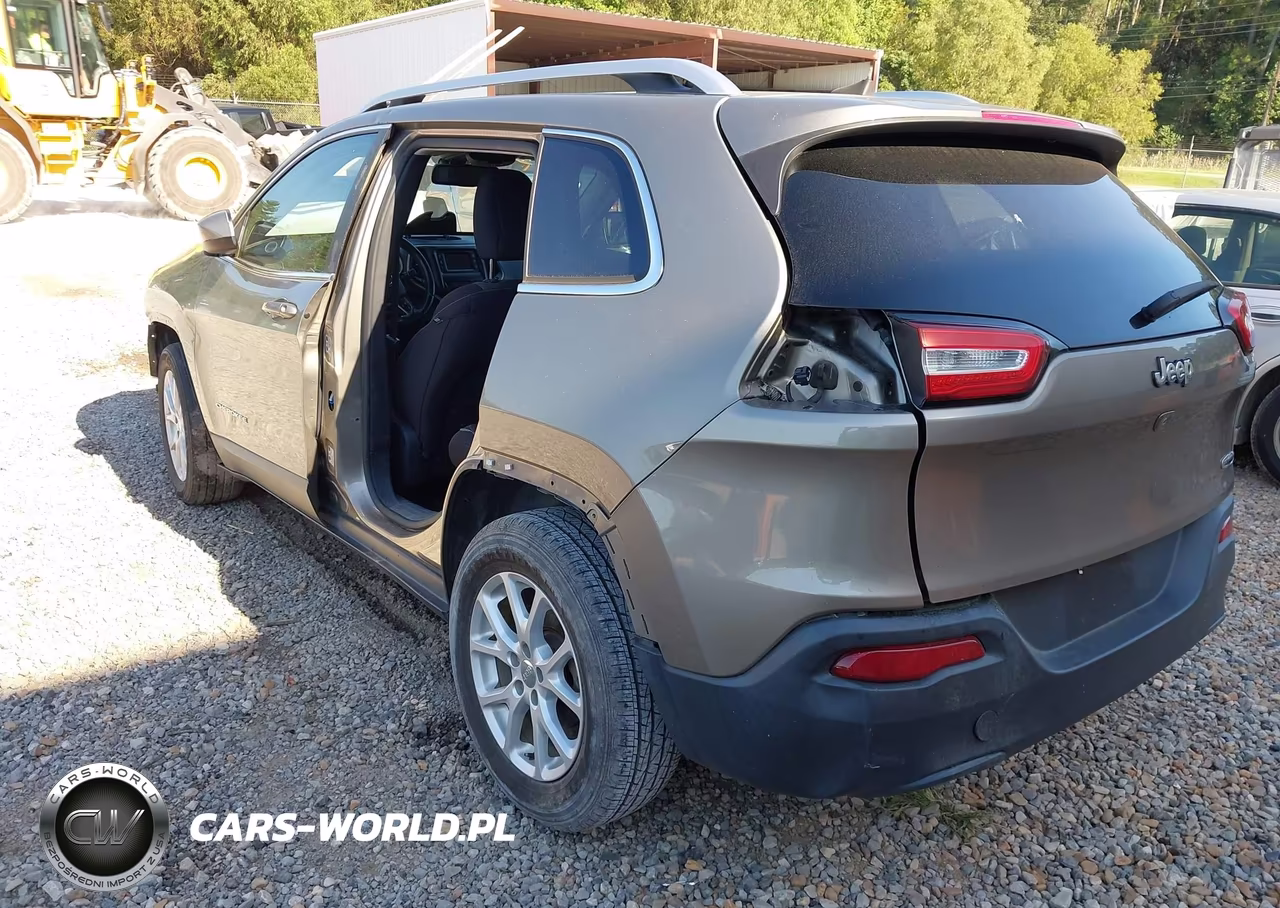 2017 Jeep Cherokee Latitude Fwd VIN:1C4PJLCB0HW522890 - 3