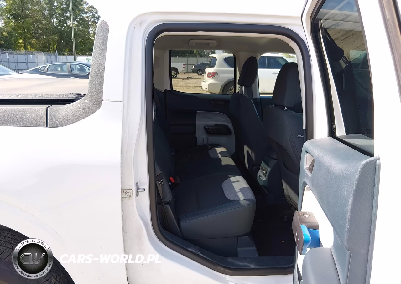 2025 Ford Maverick Xlt VIN:3FTTW8J3XSRB28011 - 8