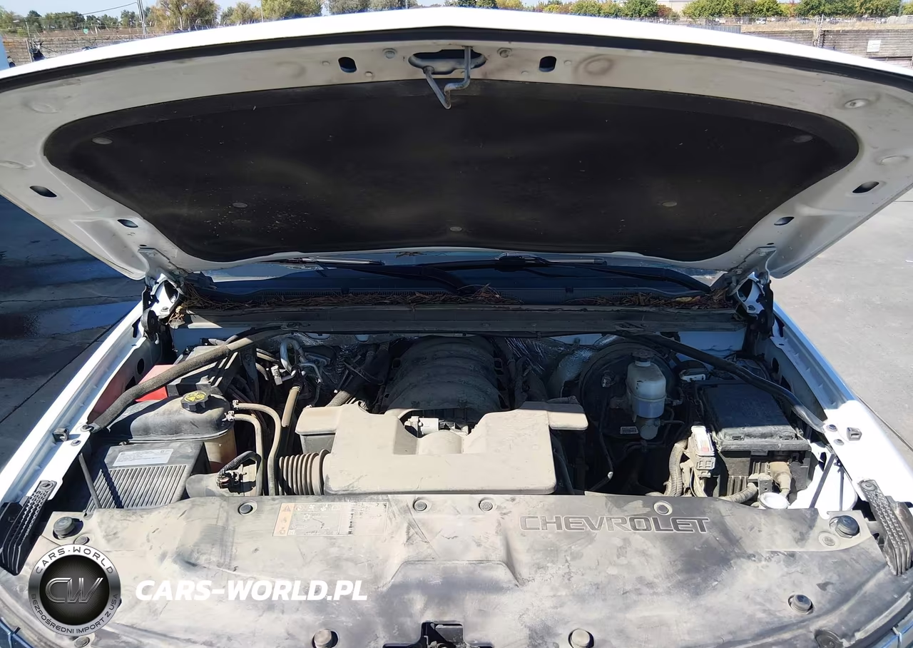 2018 Chevrolet Tahoe Ls VIN:1GNSKAEC5JR346979 - 10