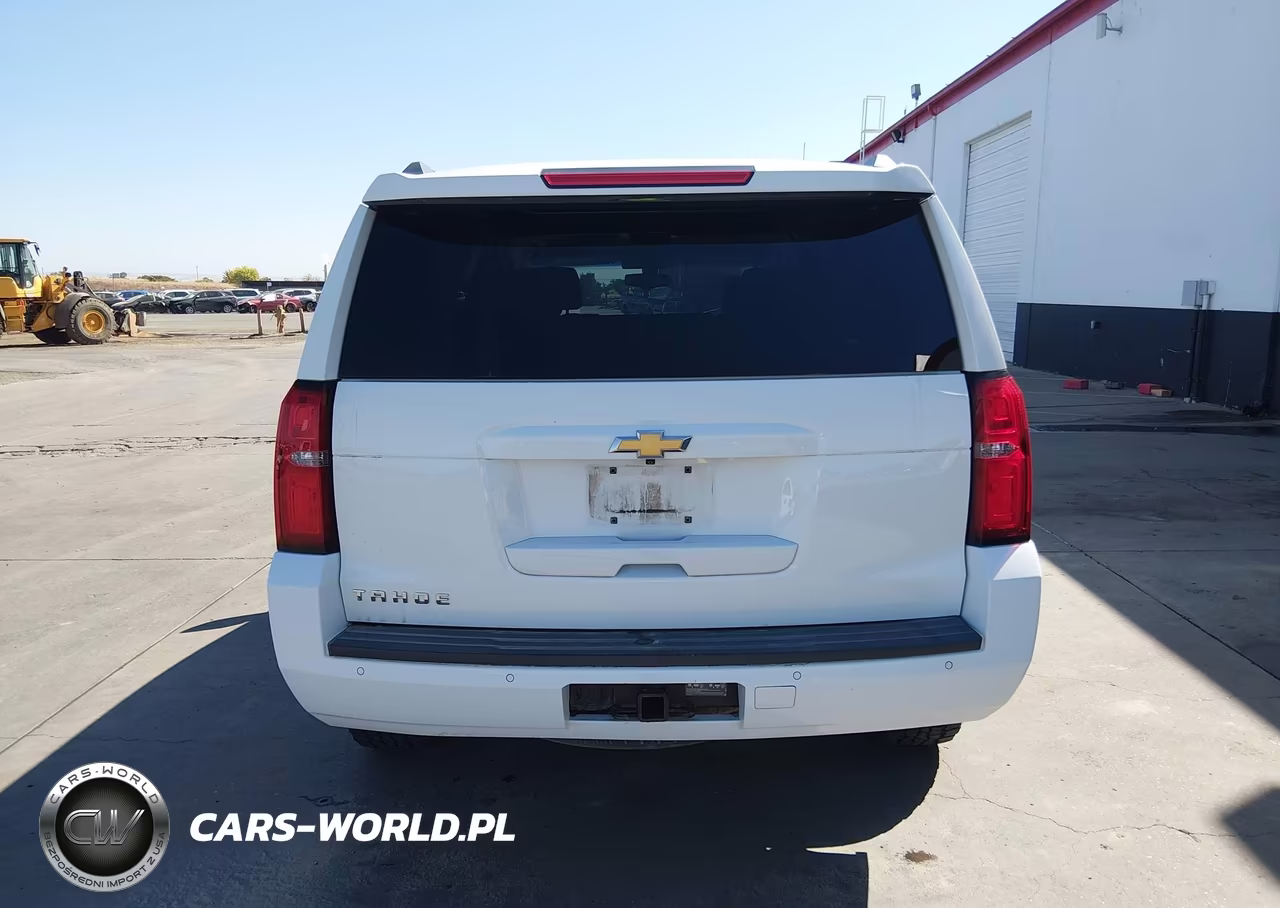 2018 Chevrolet Tahoe Ls VIN:1GNSKAEC5JR346979 - 16