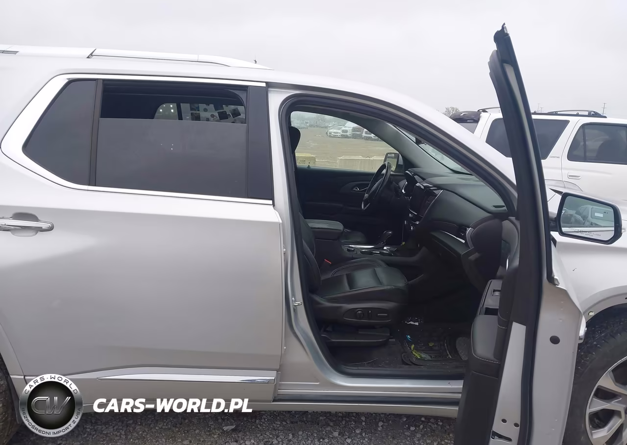 2019 Chevrolet Traverse Premier VIN:1GNEVKKW0KJ272573 - 5